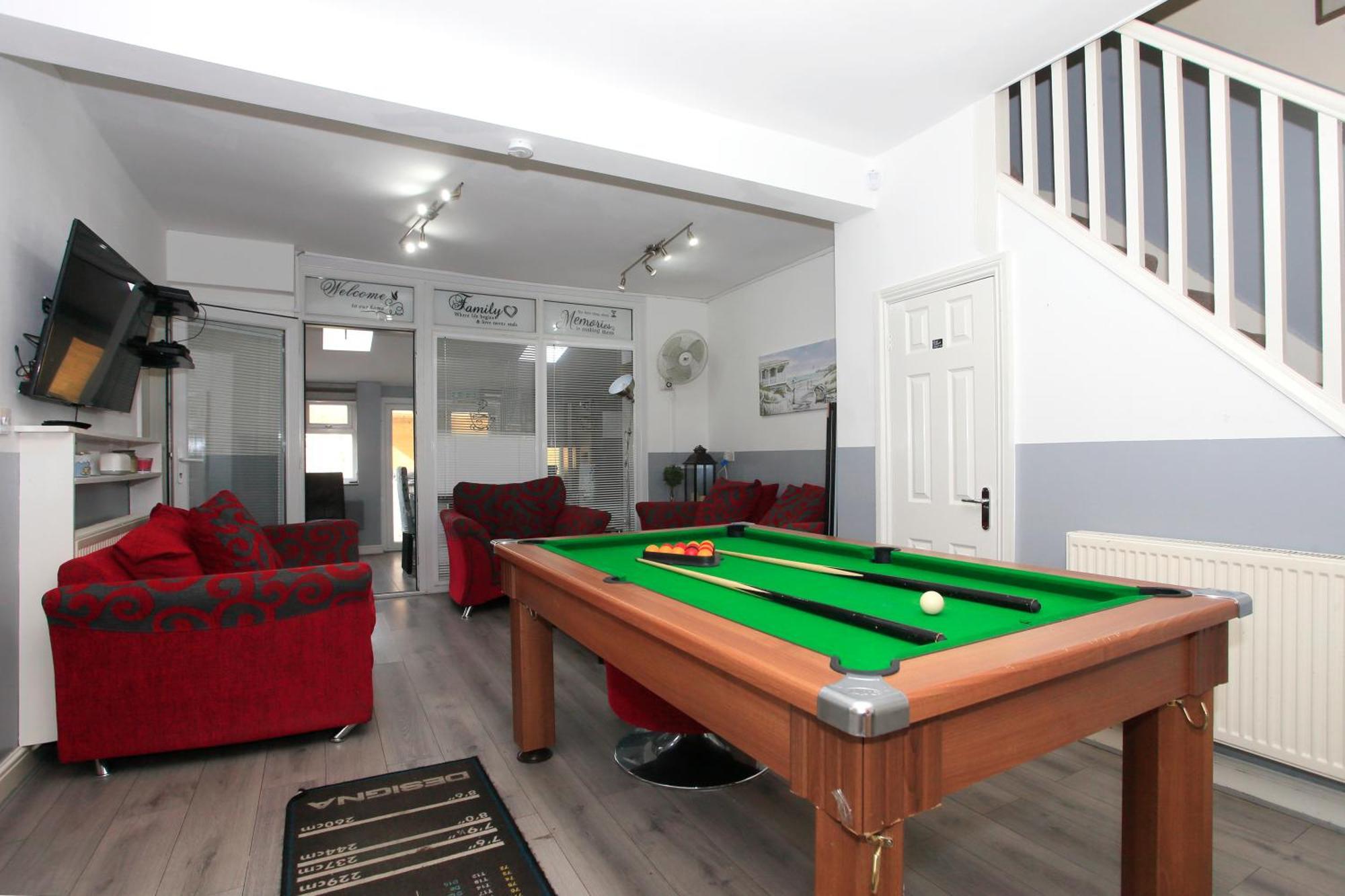 Luxury Hot Tub Entertainment Room Central Park Peterborough Eksteriør bilde